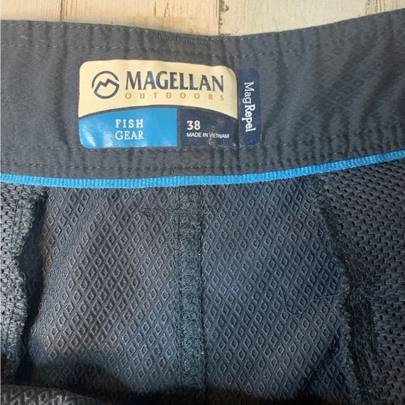 Magellan Outdoors Shorts Mens 38 Fish Gear Blue Color - Picture 5 of 14